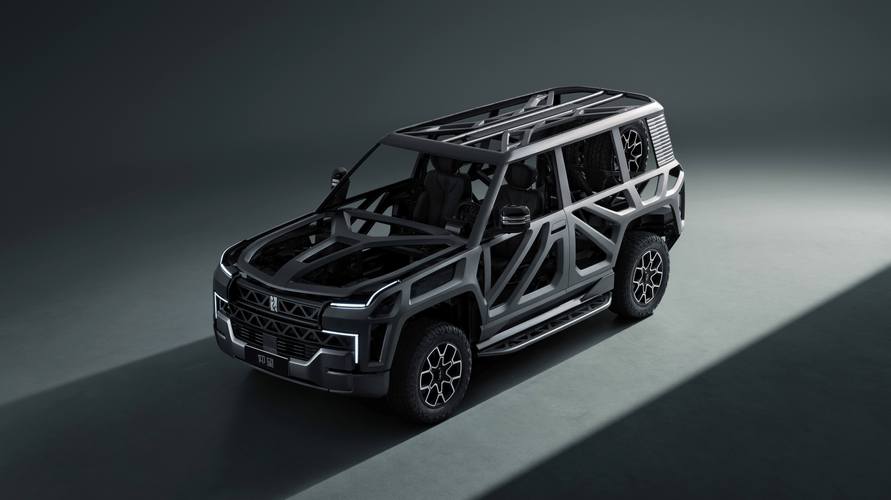 深圳228仰望U8硬派越野的科技魅力，国能汽车对传统燃油车市场的冲击